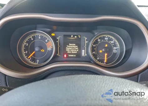 2016 Jeep Cherokee Sport z USA, uszkodzony, nr VIN 1C4PJLAB0GW149335